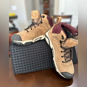 Under Armour Cupron Tabor Ridge Brown Leather Gore-Tex Hiking Boots Women Sz 7.5